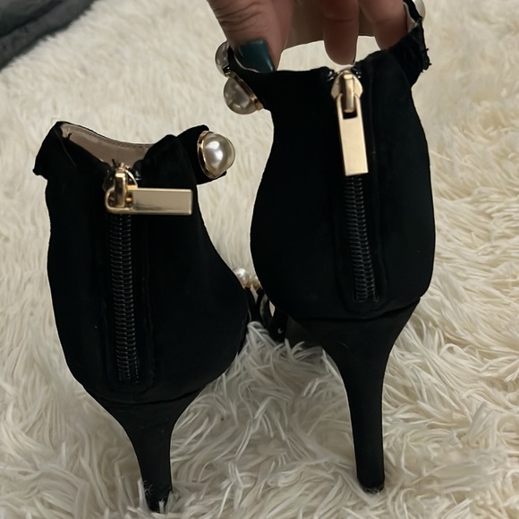 Beautiful hells. - Picture 3 of 3